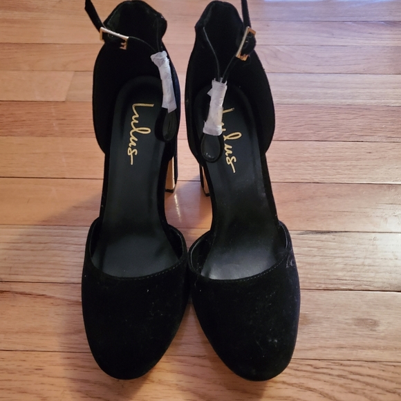 Lulus Shoes - Lulus black velvet ankle strap heels